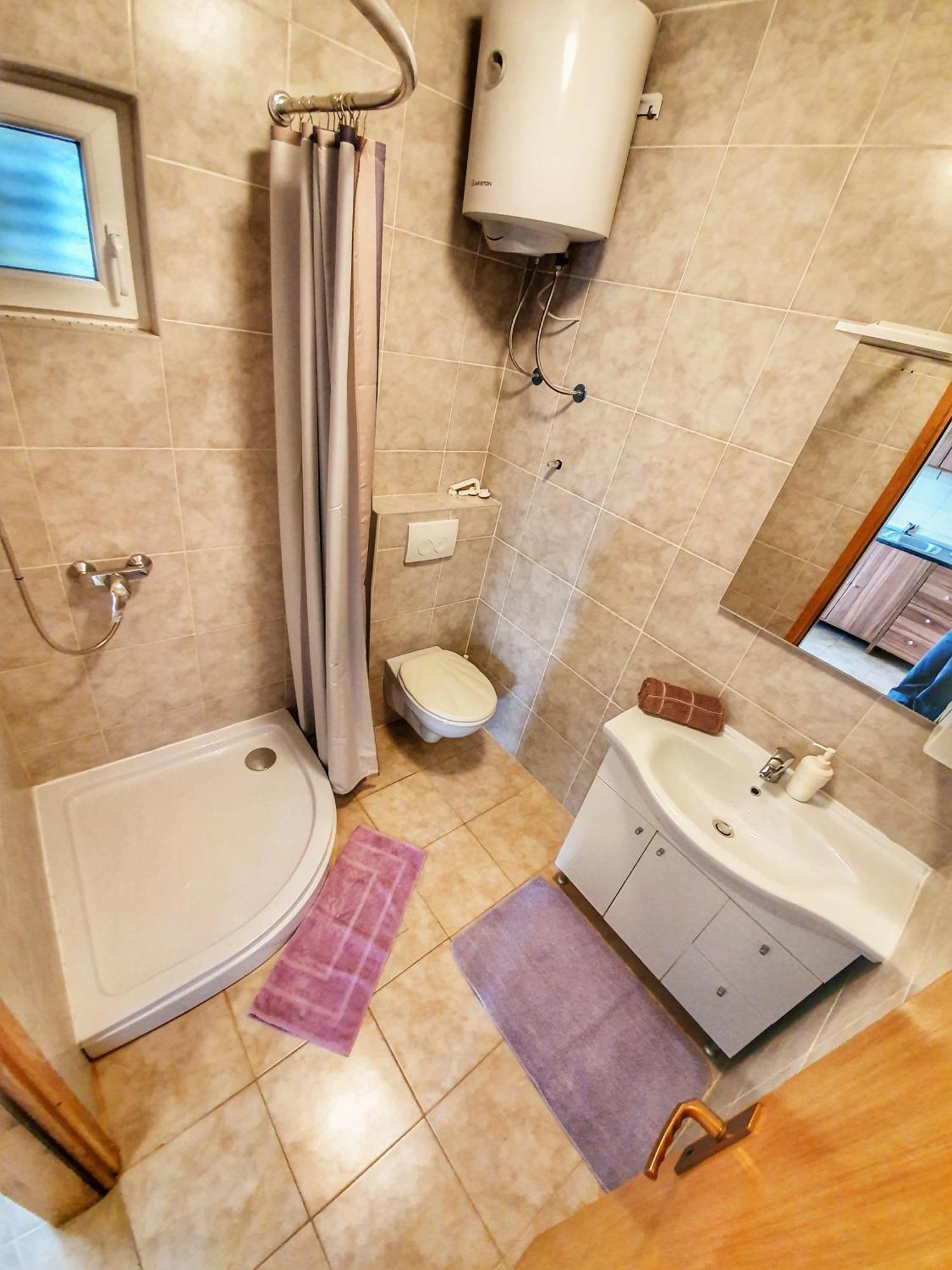 Apartmani Steli Vir Bilik gambar