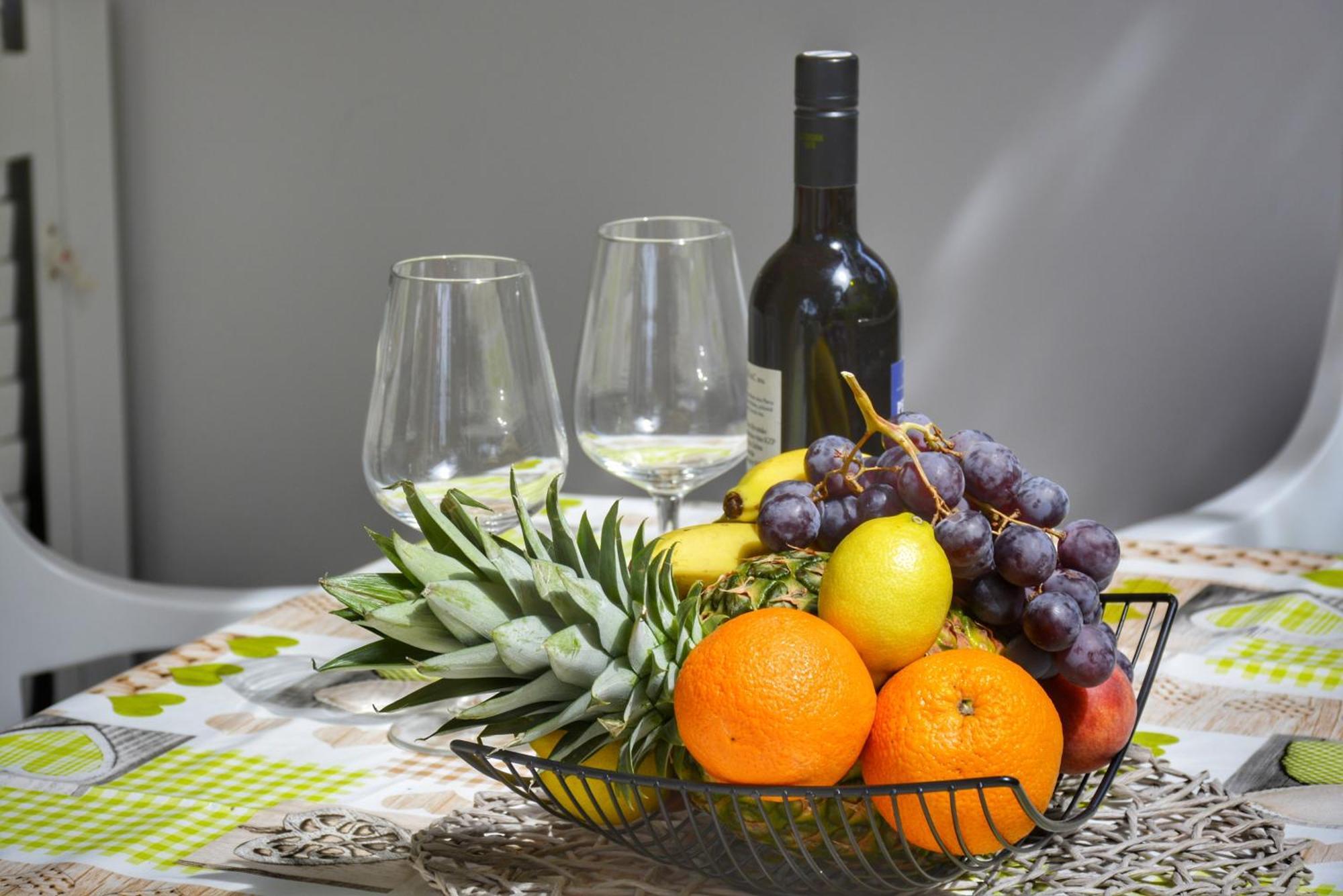 Apartmani Steli Vir Bilik gambar