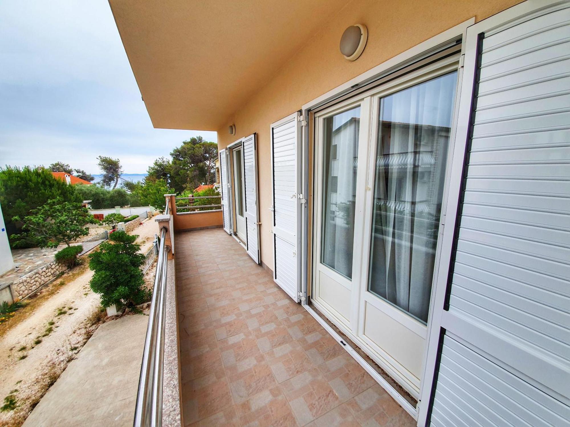 Apartmani Steli Vir Bilik gambar